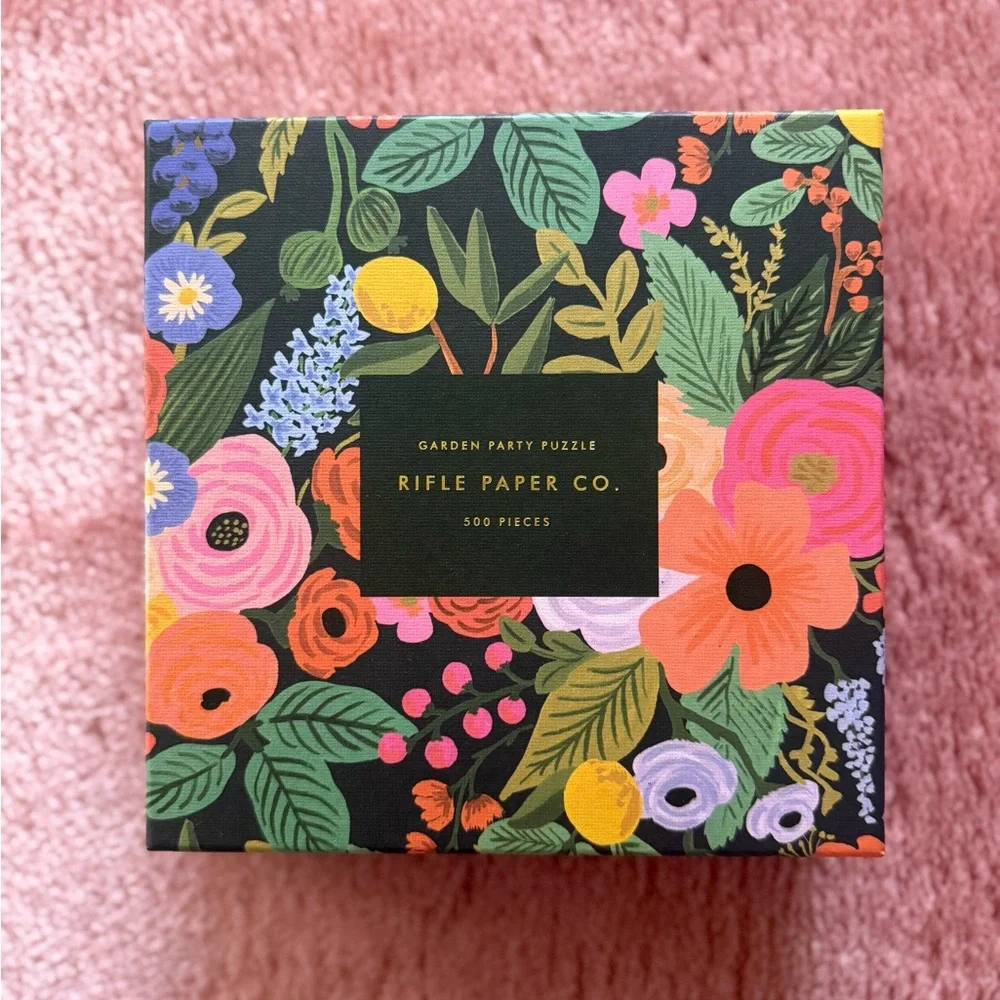 SOLD


Rifle Paper Co. Garden Party 500 piece  Puzzle - Picture 4 of 5